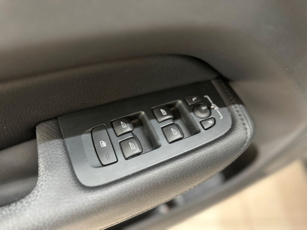 144be6d5-b1ba-420f-8e87-cef16f879c0erulemo-1600