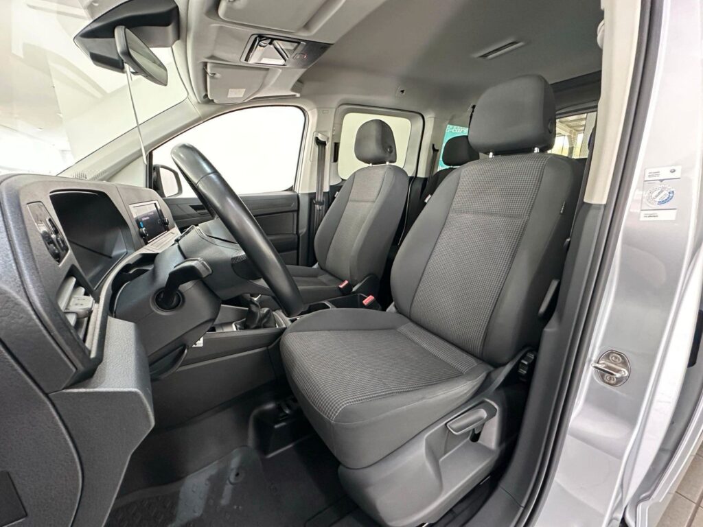 4d1aef36-e7f8-496b-a023-33983a60835drulemo-1600