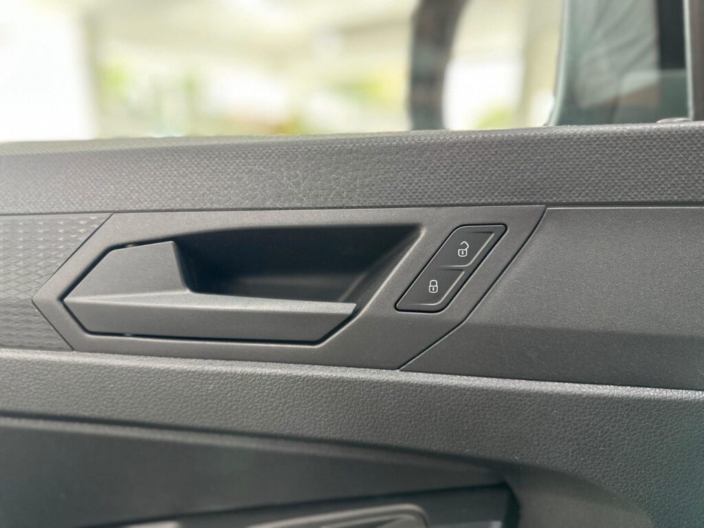 78e3ca2b-e95f-4e27-beb1-d2a0938cff51rulemo-1600