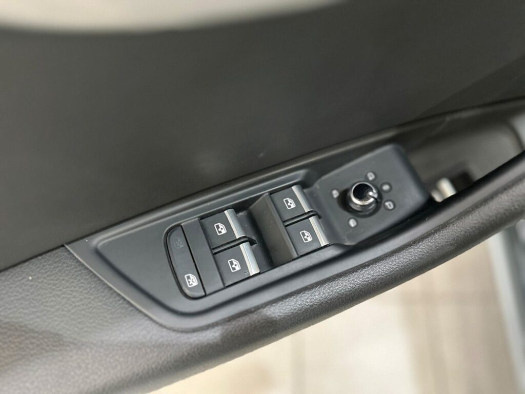 ab256d10-9b89-40e9-8c64-1acf6efcadecrulemo-1600