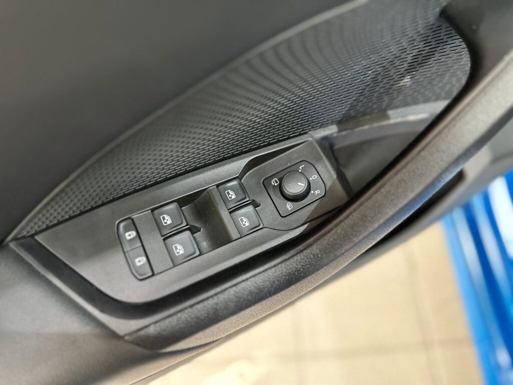 b332ee5c-a33d-47e6-a96e-d8f3eaa3a91erulemo-1600