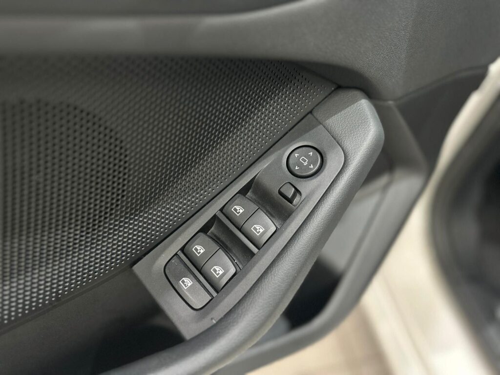 c30810fc-114e-4053-8334-93eb4b4cb950rulemo-1600